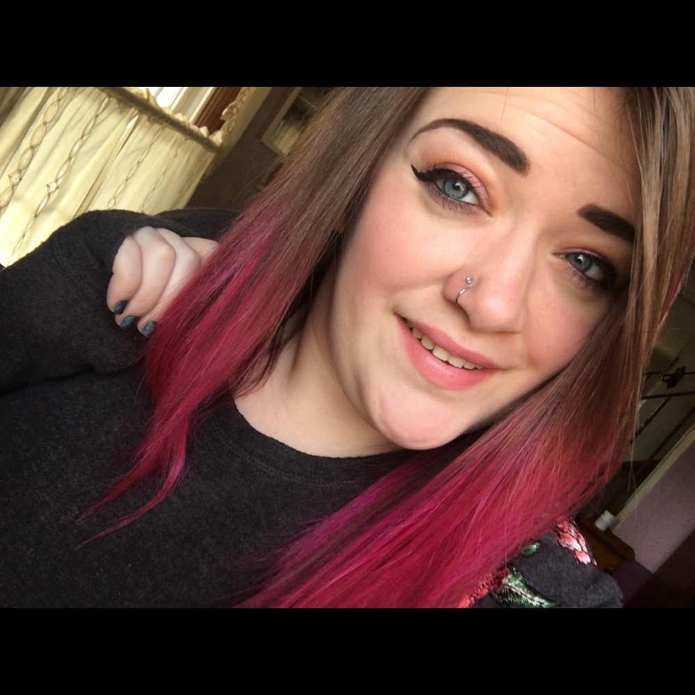 Meet your Posher, Ashley